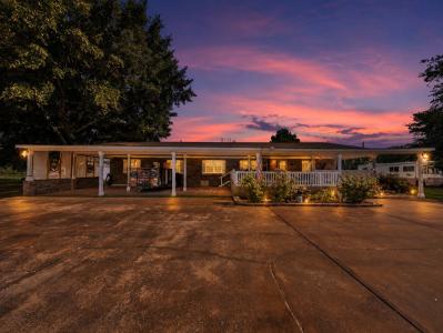 21738 New Garden Road, Elkmont, Alabama 35620, USA