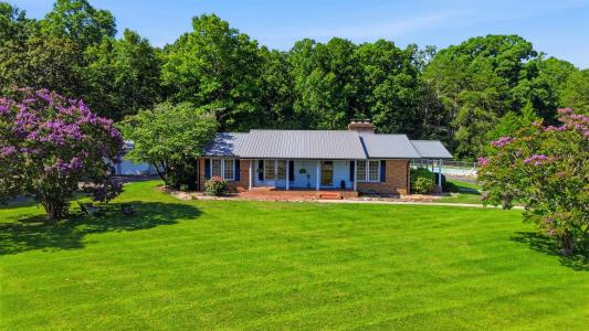 828 Ferry Road, Forest City, North Carolina 28043, USA