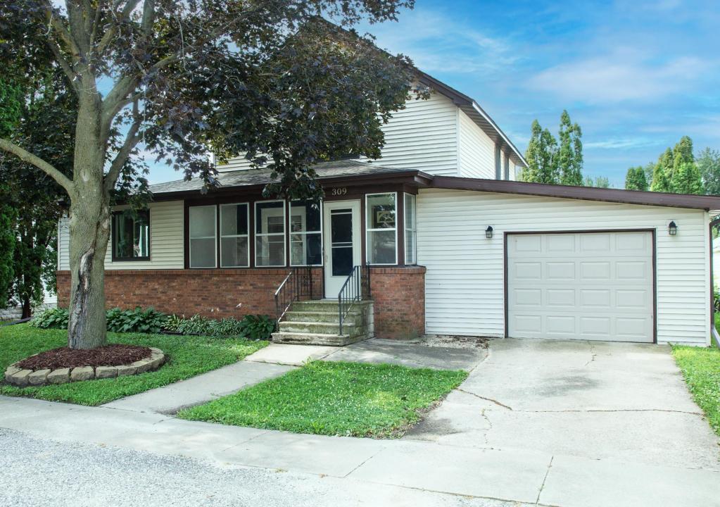 309 Woodbridge St., Nashua, Iowa 50658, États-Unis