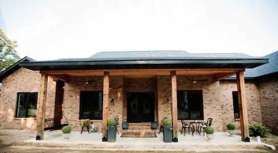 807 Barron Road, Poplar Bluff, Missouri 63901, USA