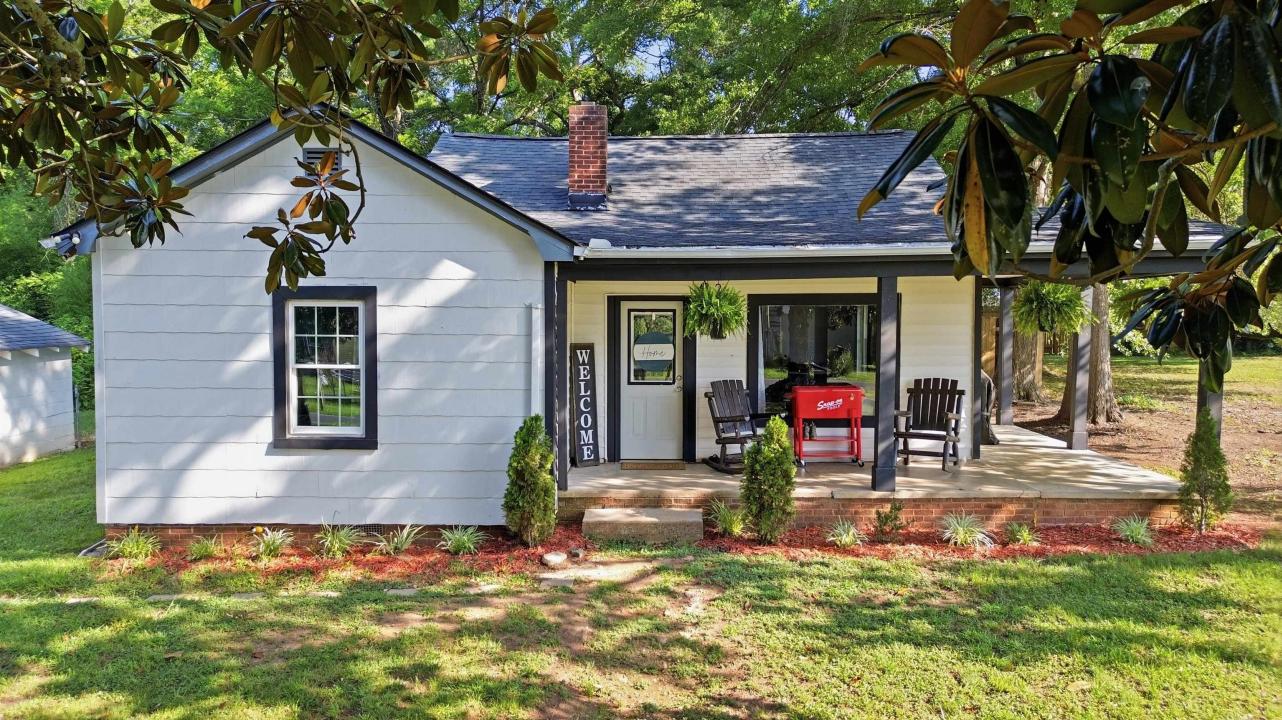 126 Phillips Drive, Forest City, North Carolina 28043, USA