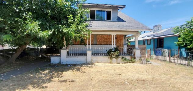 2303 E Grant Avenue, Fresno, California 93701, USA