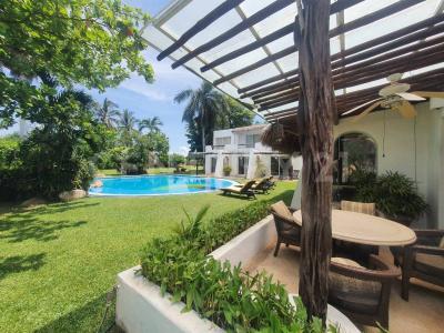 Cerrada Boulevard de las Naciones s/n,, Acapulco, ولاية غيريرو 39900, المكسيك