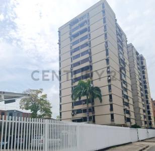 Quinta avenida. Parroquia Madre María de San José. San Jacinto Piso 1. Apartamento 1-C. Edificio Cedro, Maracay, Aragua 2102, Venezuela