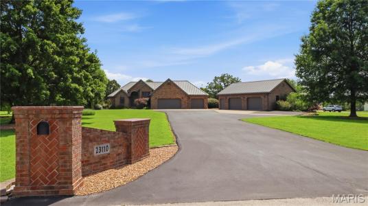 23110 Roselawn, Liban, Missouri 65536, États-Unis
