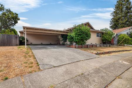 2530 Tamarisk Dr, Santa Rosa, California 95405, HOA KỲ