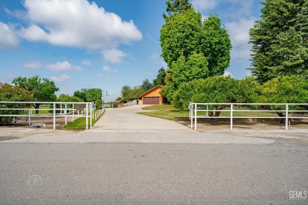 5001 Fallgatter Street, Bakersfield, Califórnia 93308, Estados Unidos