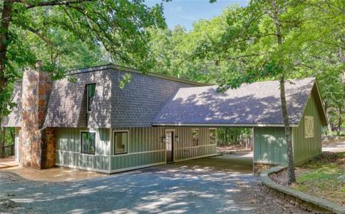 1296 Robin Hood Road, Eufaula, Oklahoma 74432-5943, USA