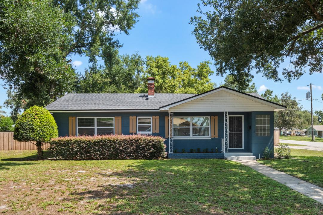 2237 Washington Road, Mount Dora, Florida 32757, HOA KỲ