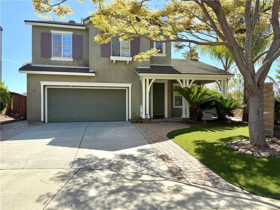 100 Chesapeake Court, San Marcos, California 92069, Estados Unidos