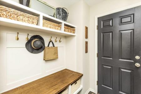 2413 SW 36th Street, Ankeny, Iowa 50023, USA