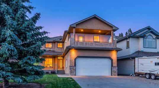 255 GLENEAGLES VIEW, Cochrane, アルバータ T4C 2H5, カナダ