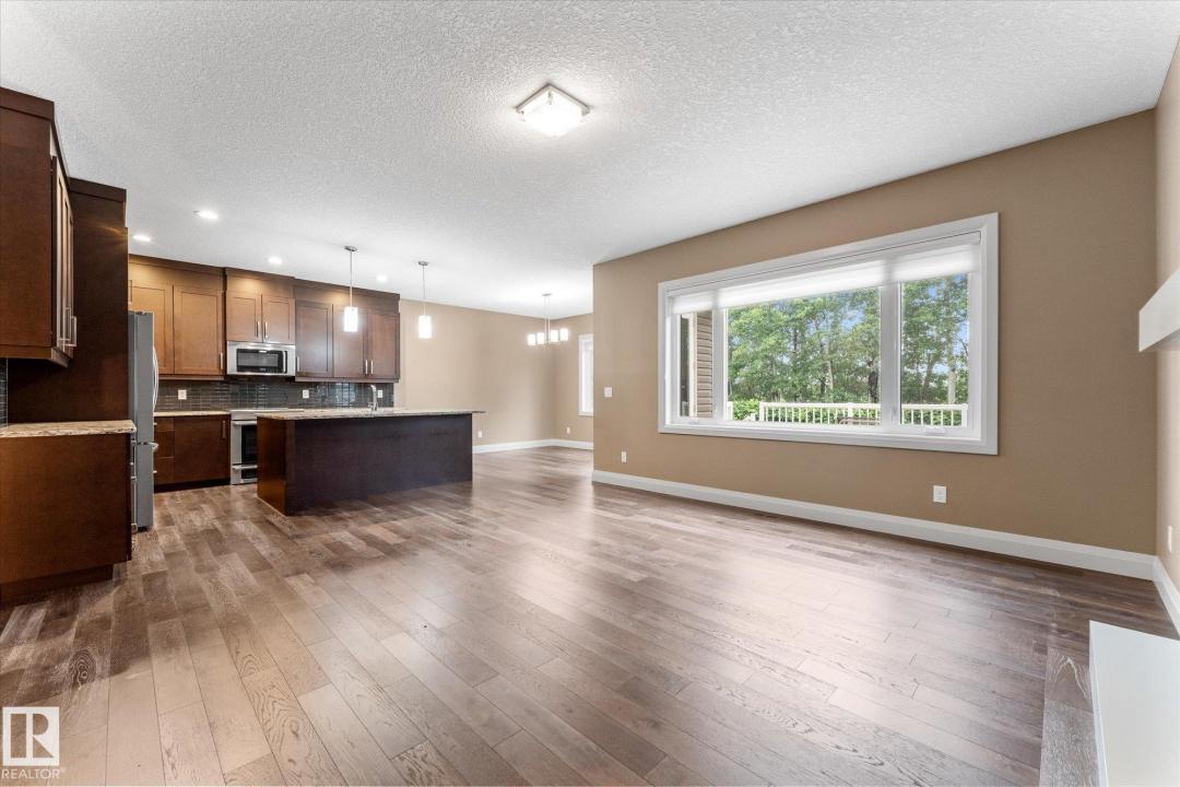 30 HICKORY TRAIL, Spruce Grove, 阿尔伯塔 T7X 0N6, 加拿大