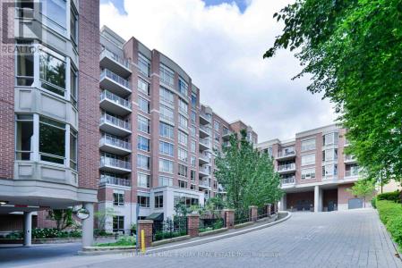 10101 YONGE STREET, Richmond Hill (crosby), Ontario L4C 0V6, Kanada