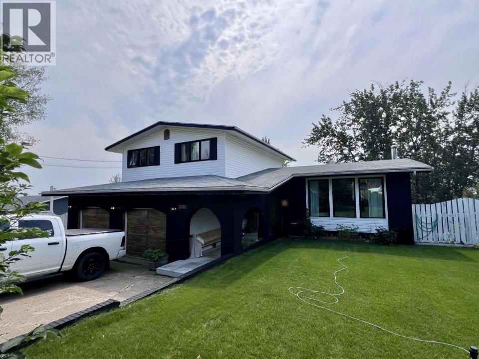 5415 53 AVENUE, Fort Nelson, British Columbia V0C 1R0, Canada