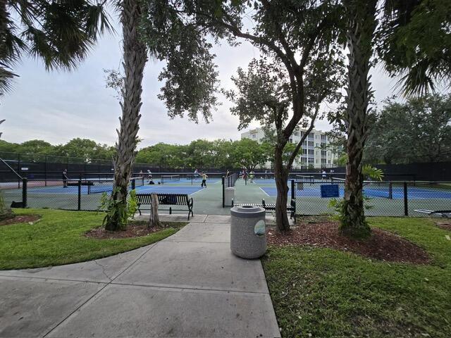 3800 Oaks Clubhouse Drive #112, Pompano Beach, فلوريدا 33069, الولايات المتحدة