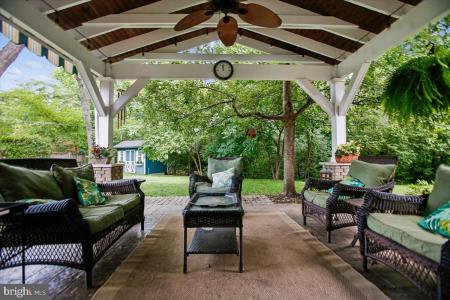 12912 Mount Royal Lane, Fairfax, Virginia 22033, USA