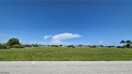 109 NW 32nd Place, Cape Coral, Floride 33993, États-Unis
