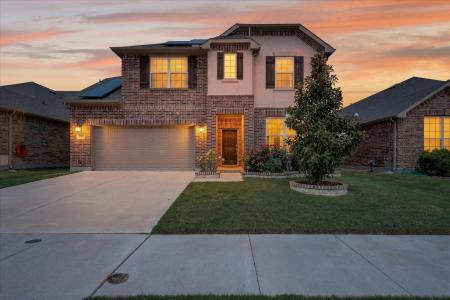 940 Crest Breeze Drive, Fort Worth, Texas 76052, Estados Unidos