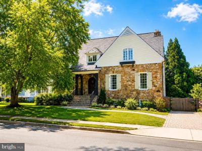 3212 N Rochester Street, Arlington, Virginia 22213, USA