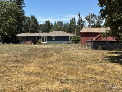 1794 Hwy 116 Hwy S, Sebastopol, California 95472, USA