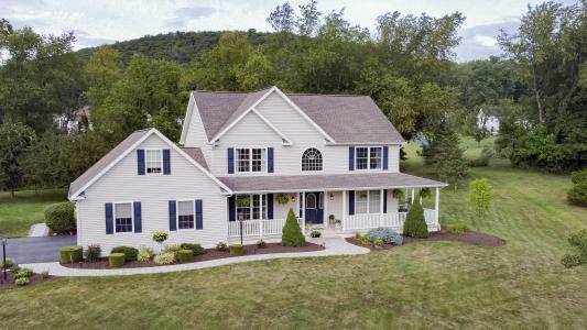 235 Lance Lane, Montoursville, Pennsylvania 17754, USA