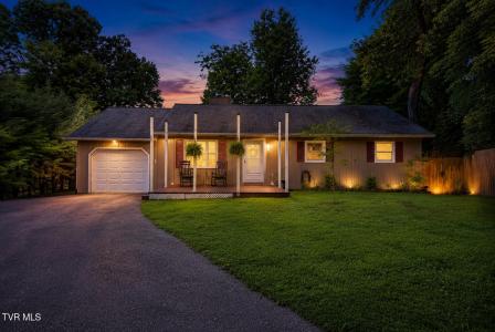 1037 Surmont Court, Kingsport, Tennessee 37660, États-Unis