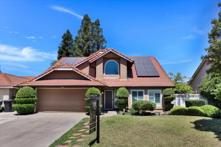 1542 E D Street, Oakdale, California 95361, USA