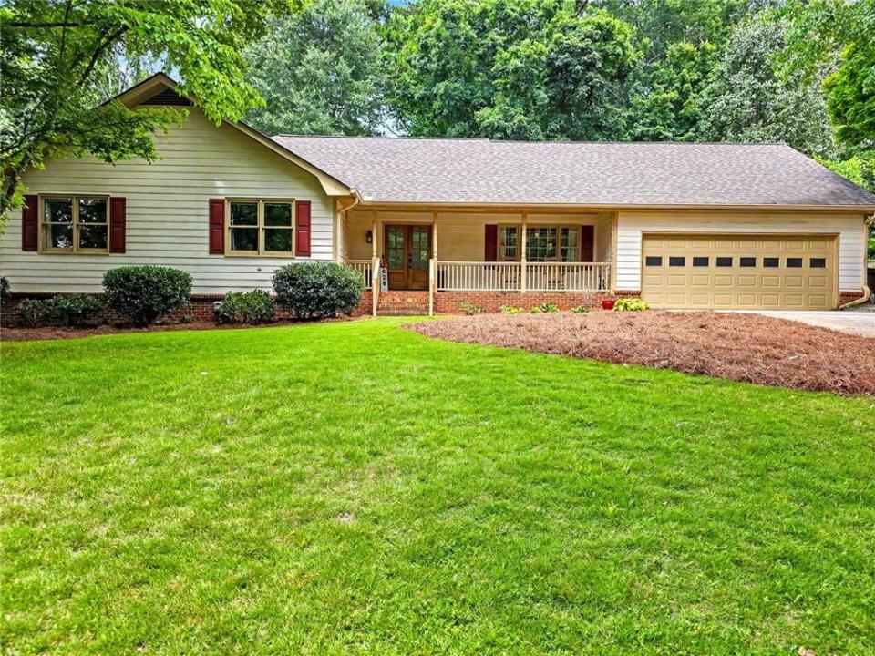 626 Hunt Station Drive, Lawrenceville, גאורגיה 30044, ארצות הברית של אמריקה