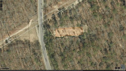 Manor Yaphank Road, Manorville, New York 11949, USA