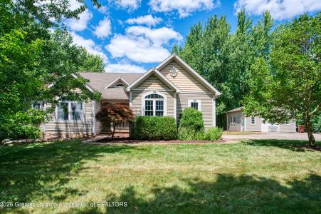 11953 Valdo Drive, Eaton Rapids, Michigan 48827, USA