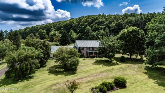 236 5th Street, Catawissa, Pennsylvania 17820, USA