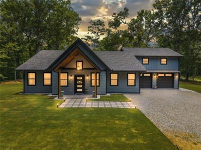 381 Parks Drive, Ellijay, Georgia 30536, USA