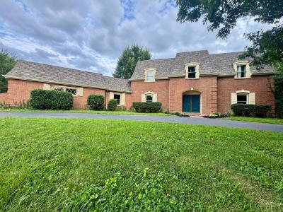 972 Edgewater Drive, Lexington, Kentucky 40502, USA