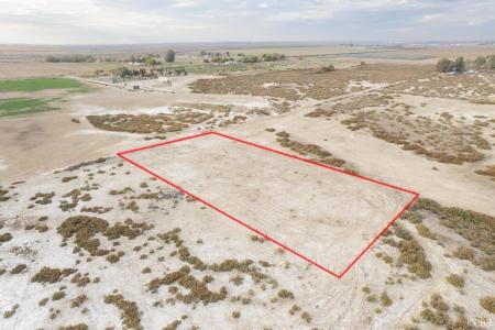 10 Jackson, Lemoore, California 93245, USA