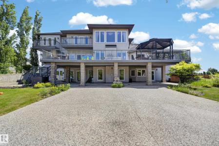 52216 RGE ROAD 233, Rural Strathcona County, Alberta T8B 1C9, Canada
