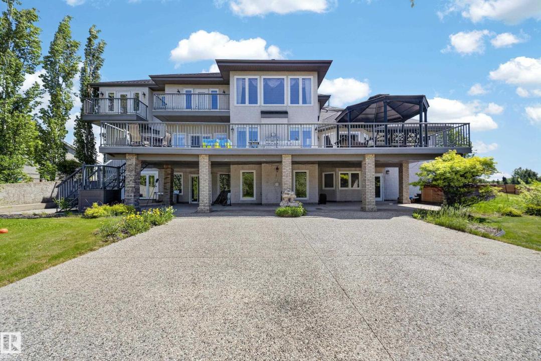 52216 RGE ROAD 233, Rural Strathcona County, Alberta T8B 1C9, Canadá