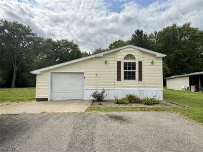 68 Stoneybrook Drive, Hubbard, Ohio 44425, USA
