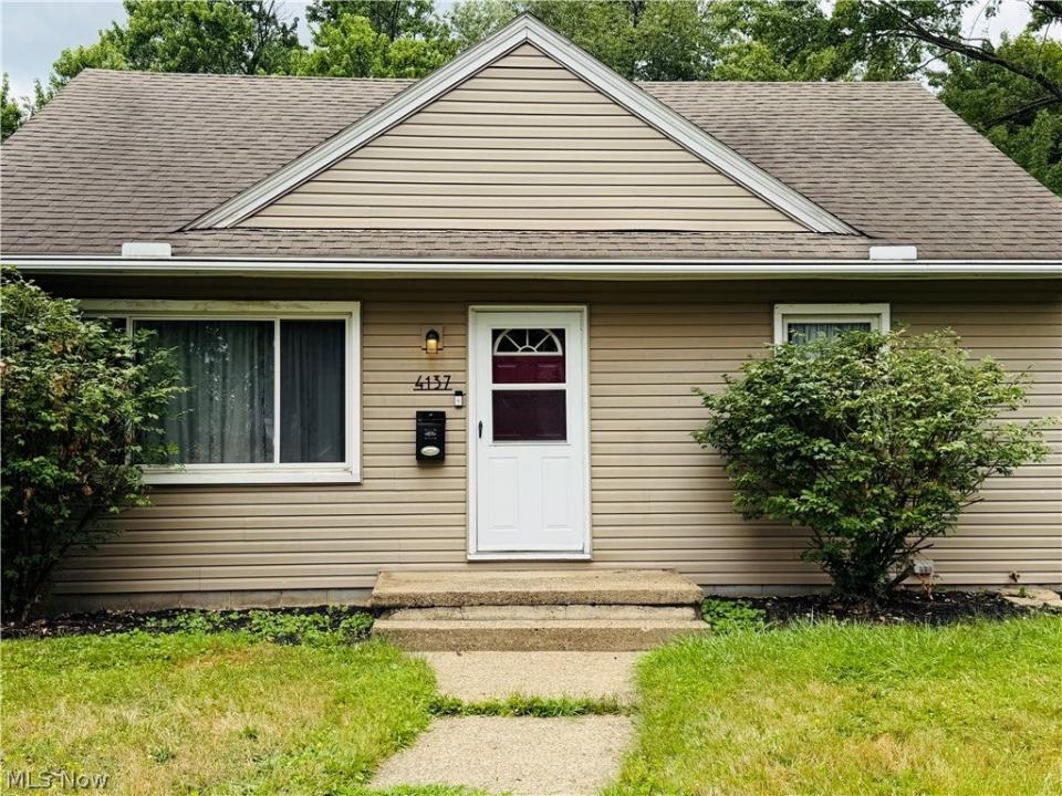 4137 David Nw Avenue, Cantão, Ohio 44709, Estados Unidos