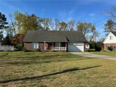 5870 Mcdonald Road, Parkton, North Carolina 28371, USA