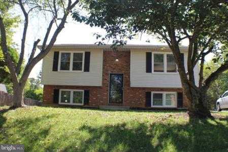 5077 Macnamara Drive, Fredericksburg, Virginia 22407, USA