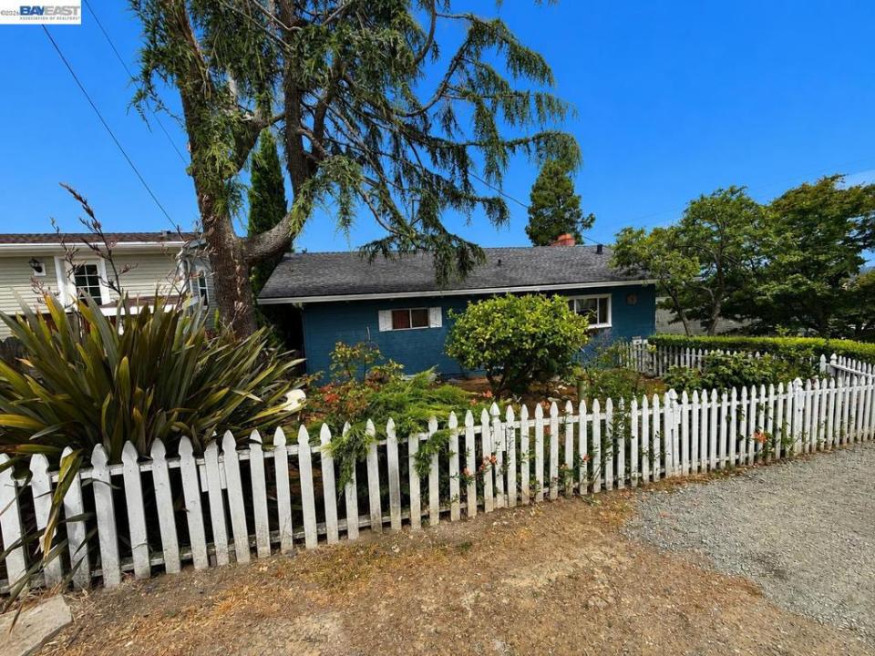 25325 Windfeldt Rd, Hayward, Калифорния 94541, Соединенные Штаты