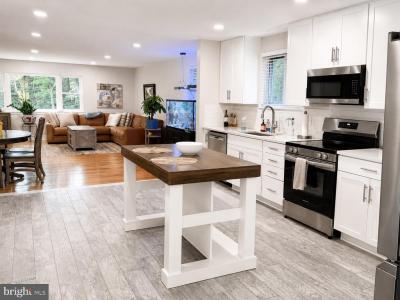 5010 Gainsborough Drive, Fairfax, Virgínia 22032, Estados Unidos