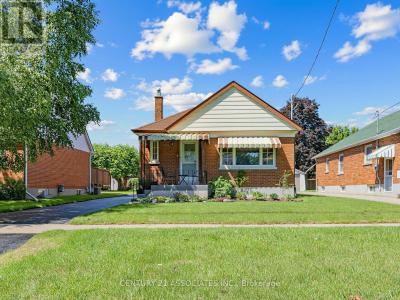 58 CENTRAL PARK BOULEVARD SOUTH, Oshawa (central), Ontario L1H 5W4, Canada
