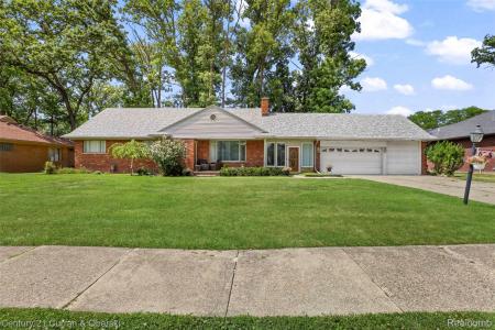 675 Woodcrest Drive, Dearborn, Michigan 48124, États-Unis