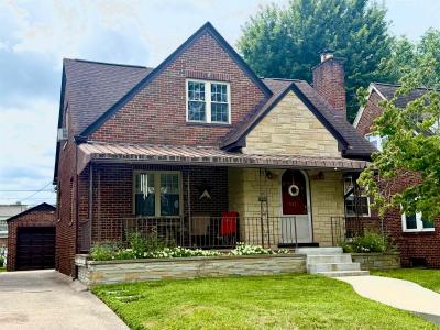 641 South Terrace, Huntington, West Virginia 25705, USA