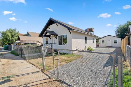 19715 Guthrie Drive, Strathmore, California 93267, USA