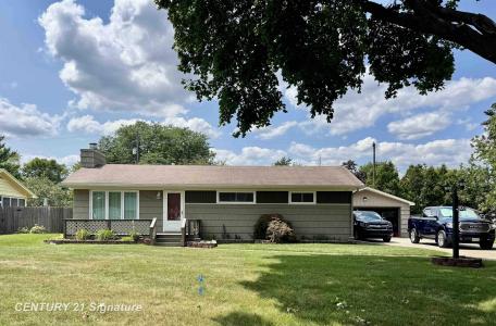 2705 Luella, Saginaw, Michigan 48603, USA
