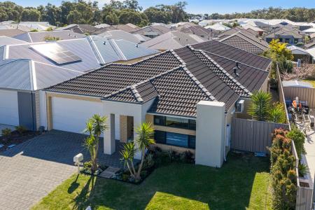 13 Wentworth Heights, Meadow Springs, WA 6210, Australia
