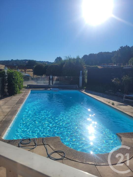 Montlucon, Alvernia 03100, Francia
